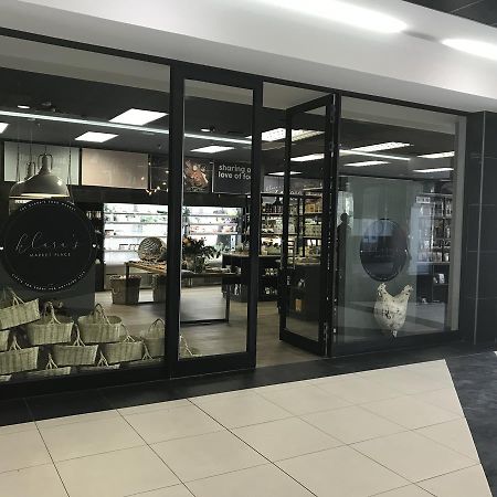 Apartment 64 at 77 on Independence Ave Windhoek Buitenkant foto