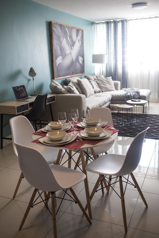 Apartment 64 at 77 on Independence Ave Windhoek Buitenkant foto